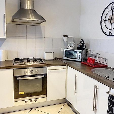 Grand Appartement Spacieux A 5 Min Du Centre Ville Аячо Екстериор снимка