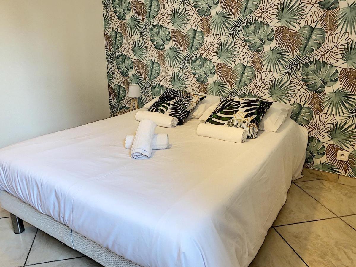 Grand Appartement Spacieux A 5 Min Du Centre Ville Аячо Екстериор снимка